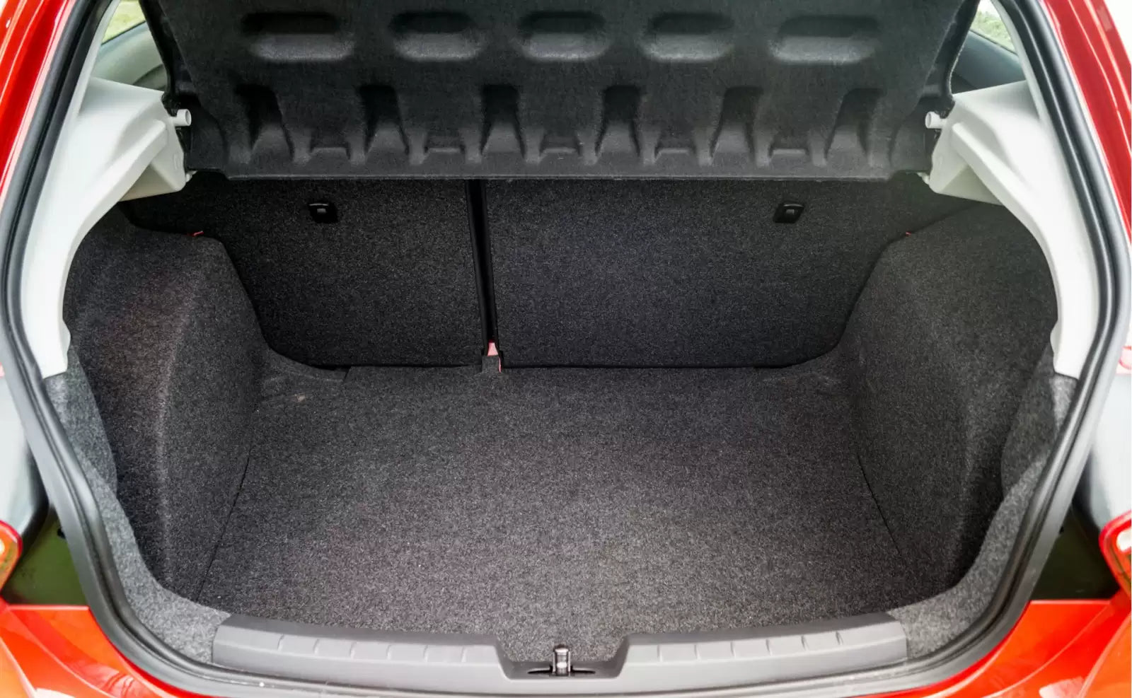 Fotografie vozu SEAT Ibiza FR 1.4, 110 kW, Benzinový výroba 01/2016 - 02/2017