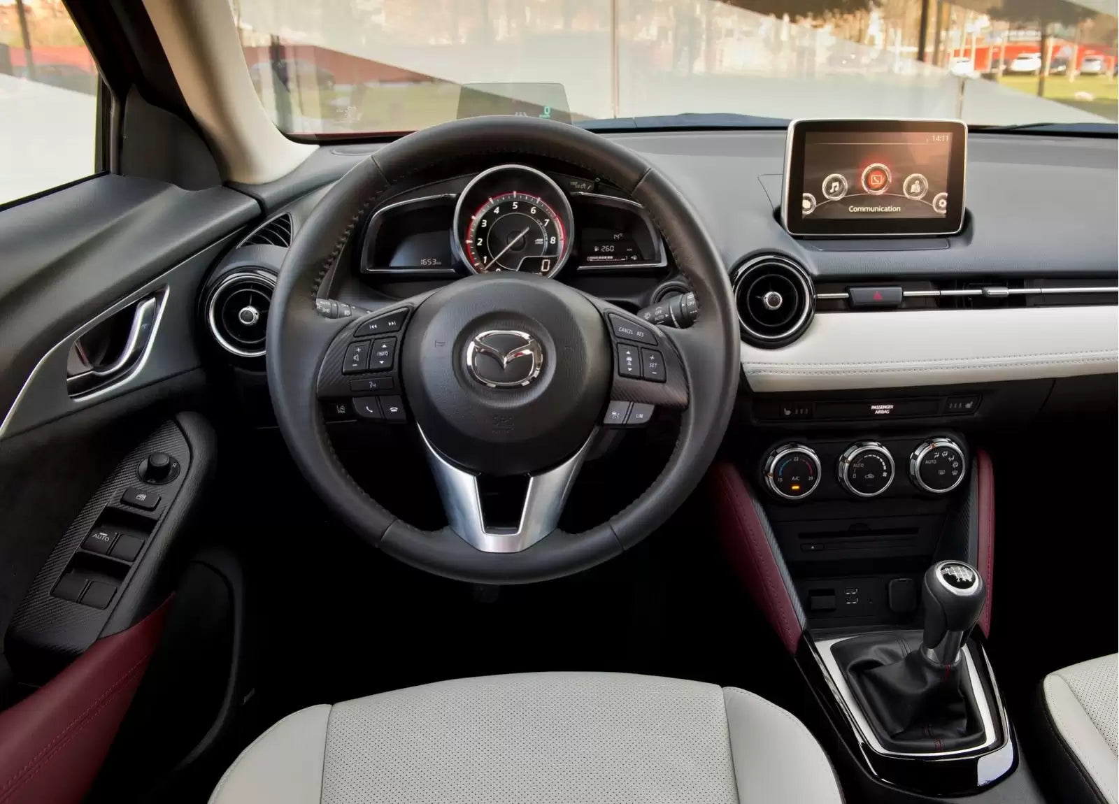 Fotografie vozu Mazda CX-3 Attraction 2.0, 88 kW, Benzinový výroba od 06/2015
