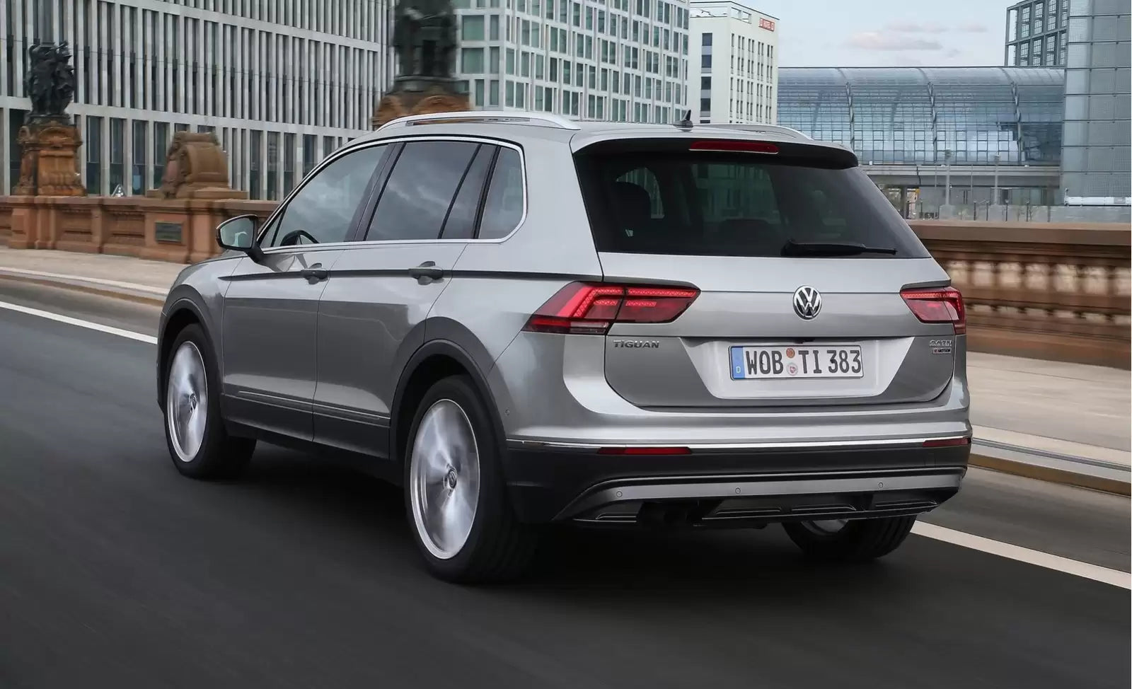 Fotografie vozu Volkswagen Tiguan Comfortline 2.0 TDI BMT, 85 kW, Naftový výroba od 05/2016