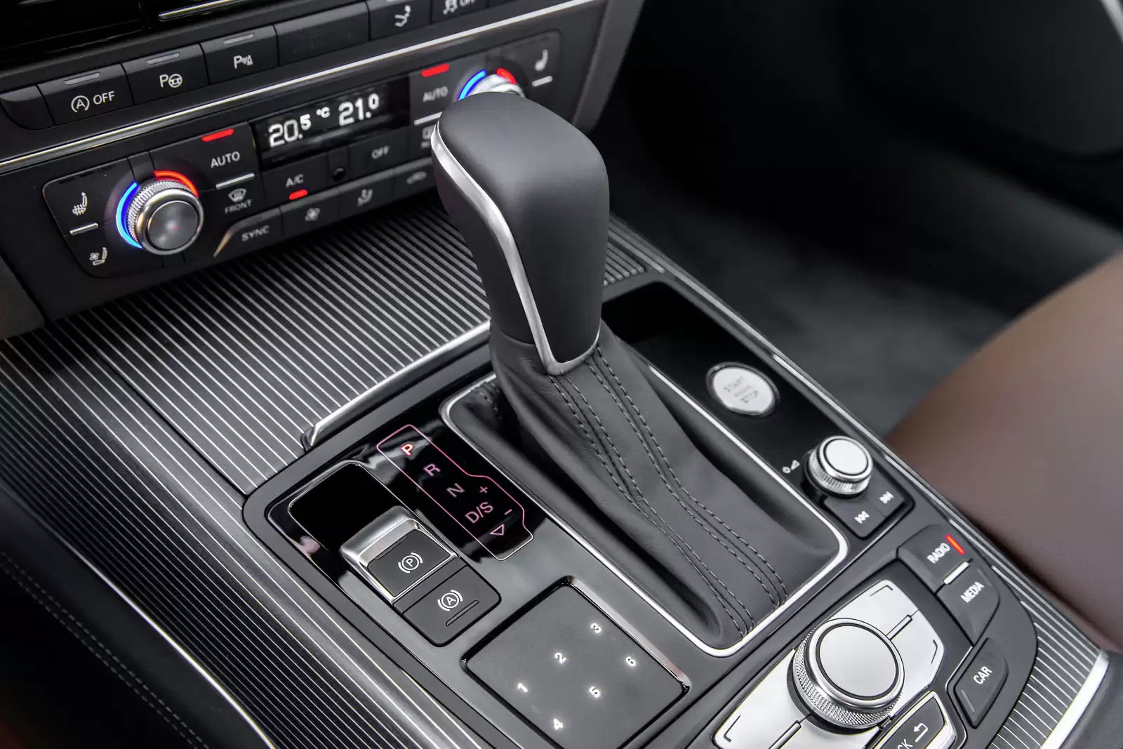 Fotografie vozu Audi A7 Sportback Sériová 2.0 TFSI, 185 kW, Benzinový, Automatická převodovka výroba 11/2014 - 05/2016