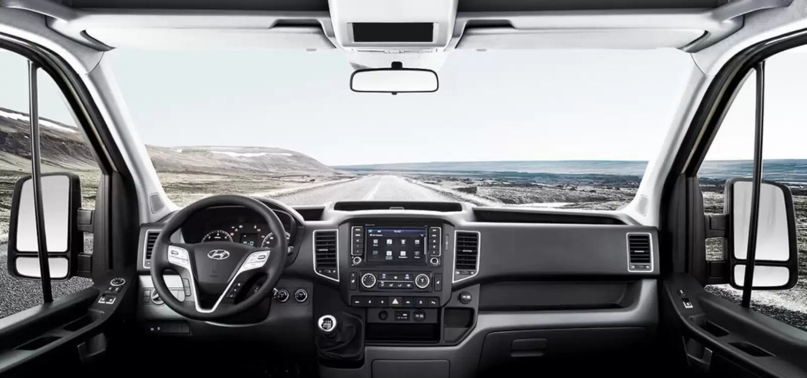 Fotografie vozu Hyundai H350 5.5 m Entry 2.5, 110 kW, Naftový výroba od 01/2015