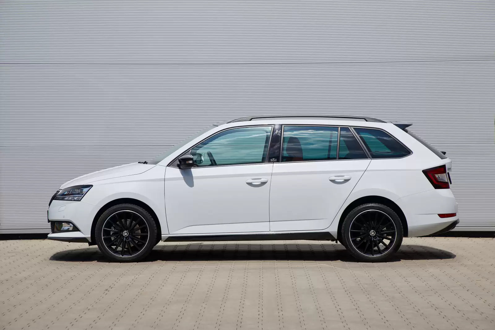 Fotografie vozu Škoda Fabia Combi Monte Carlo 1.0 TSI, 70 kW, Benzinový výroba od 06/2017