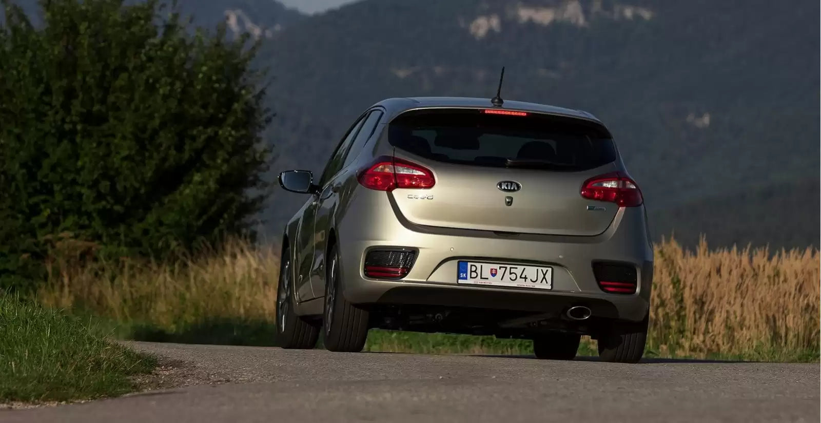 Fotografie vozu KIA cee´d Comfort Plus 1.6 GDI, 99 kW, Benzinový výroba od 01/2017