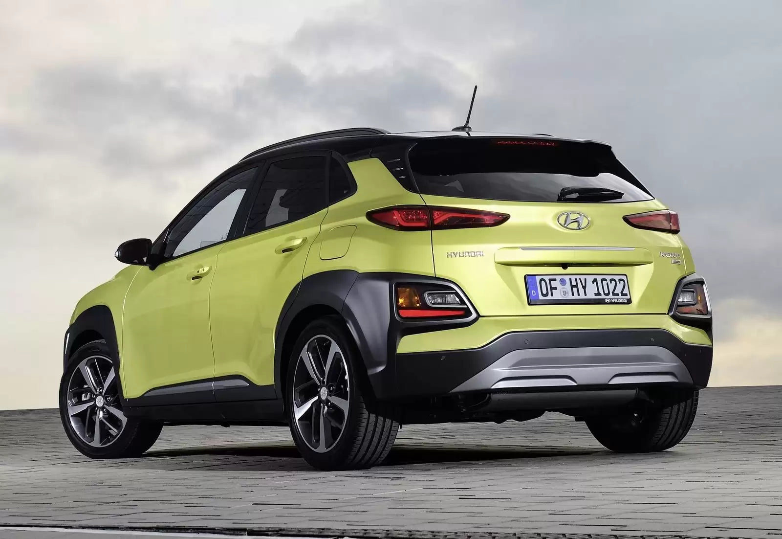 Fotografie vozu Hyundai Kona Style 1.6, 130 kW,4x4, Benzinový, Automatická převodovka výroba od 01/2014