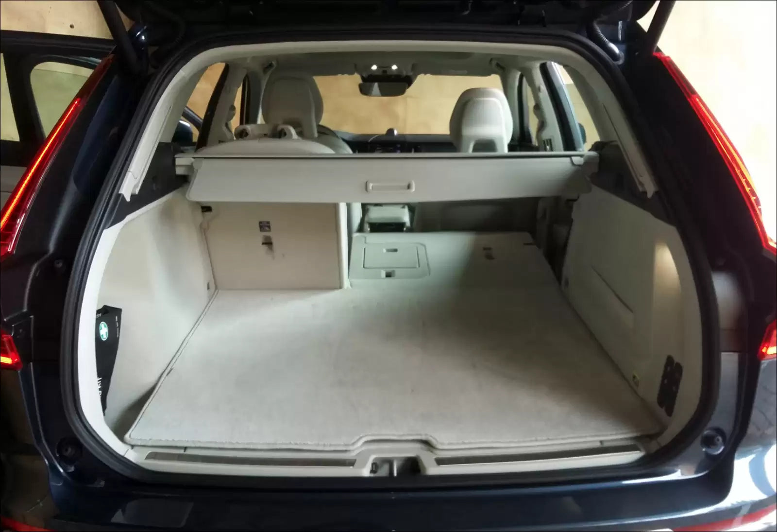 Fotografie vozu Volvo XC60 Inscription 2.0, 110 kW, Naftový výroba od 11/2017