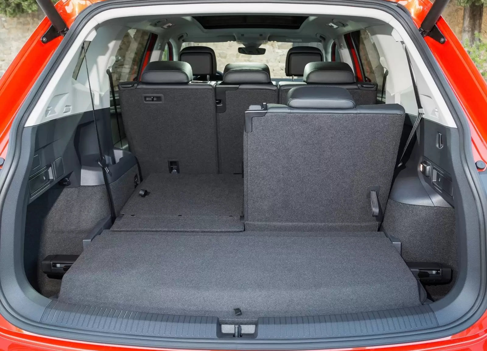 Fotografie vozu Volkswagen Tiguan Allspace Comfortline 1.5, 110 kW, Benzinový, Automatická převodovka výroba od 07/2018