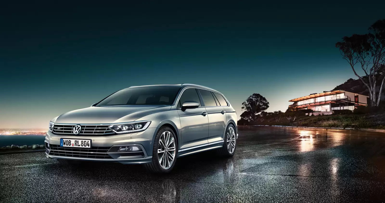 Fotografie vozu Volkswagen Passat Variant Highline 1.5, 110 kW, Benzinový, Automatická převodovka výroba od 10/2014