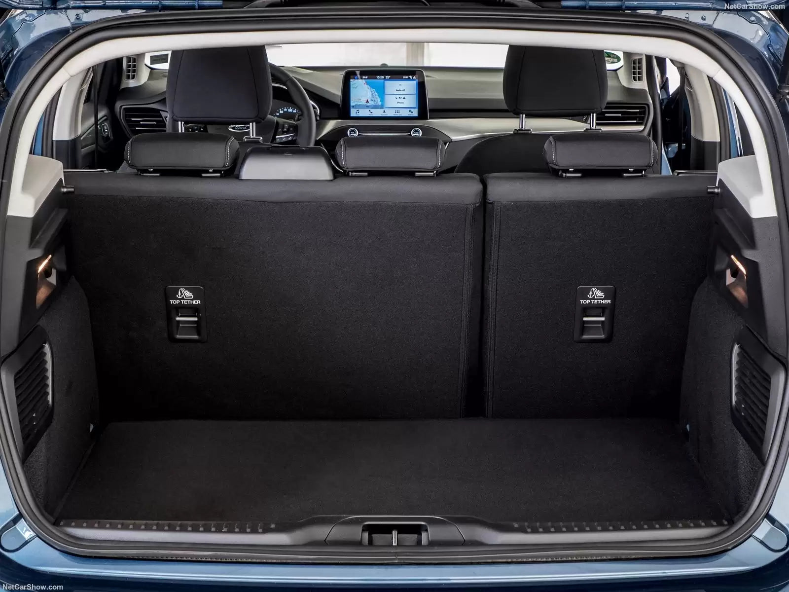 Fotografie vozu Ford Focus ST-Line 1.0, 92 kW, Benzinový výroba od 09/2018