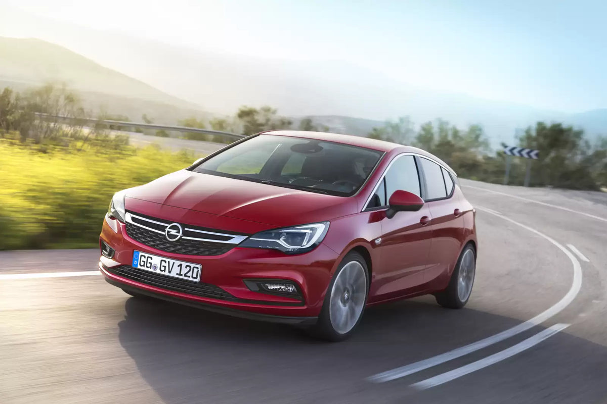 Opel Astra 1.6, 118 kW, Naftový