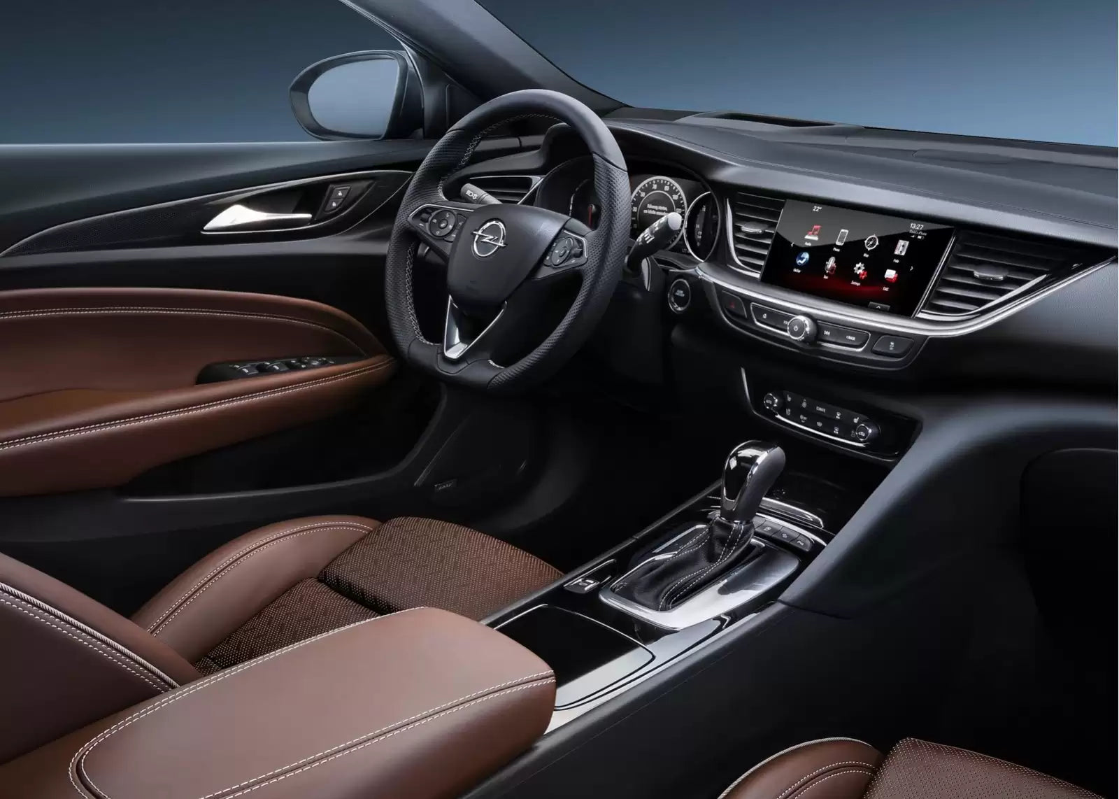 Fotografie vozu Opel Insignia Grand Sport Edition 1.5, 121 kW, Benzinový výroba od 07/2017