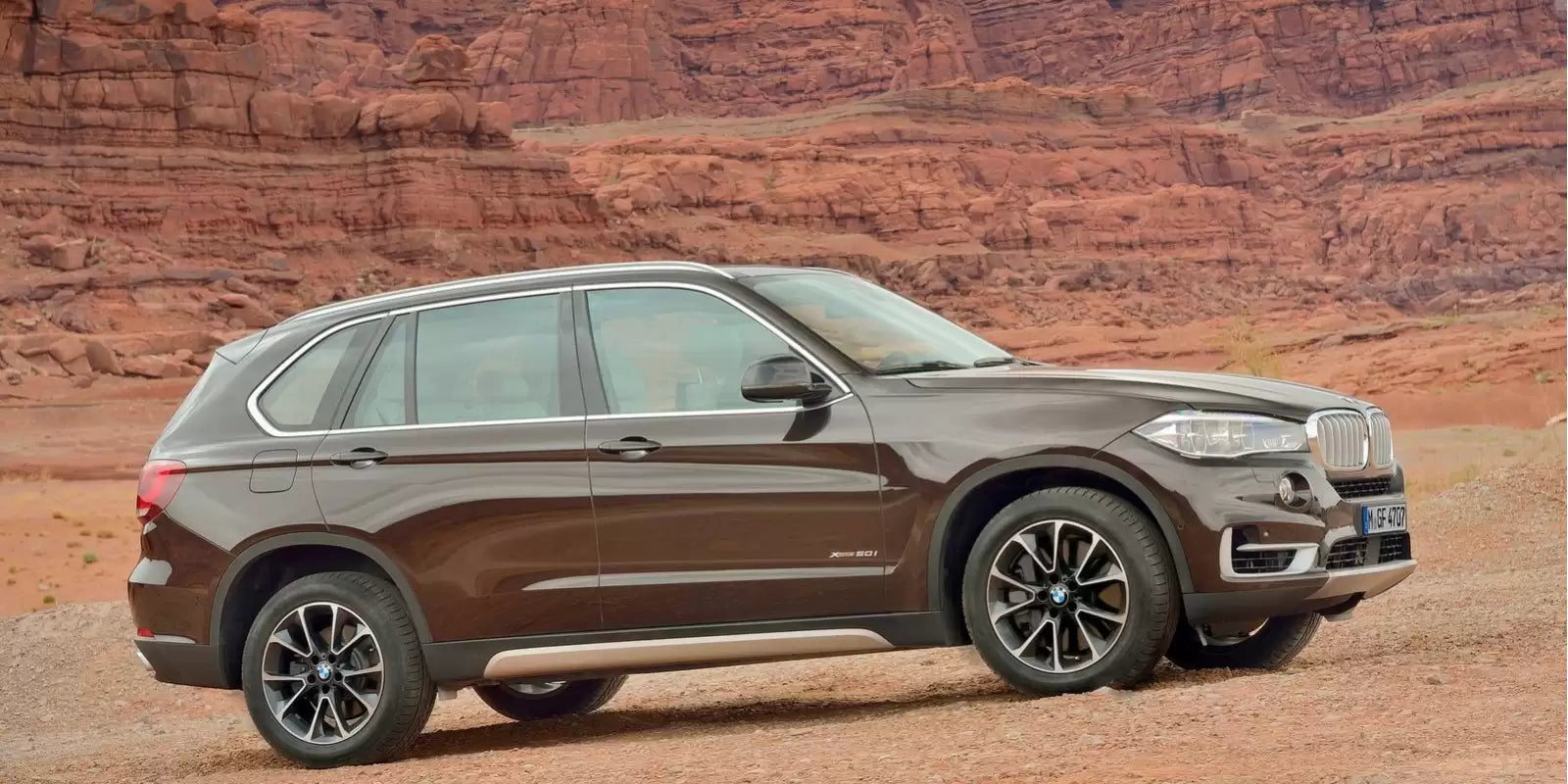 Fotografie vozu BMW X5 M Sportpaket 3.0, 225 kW, Benzinový, 4x4, Automatická převodovka výroba od 12/2013