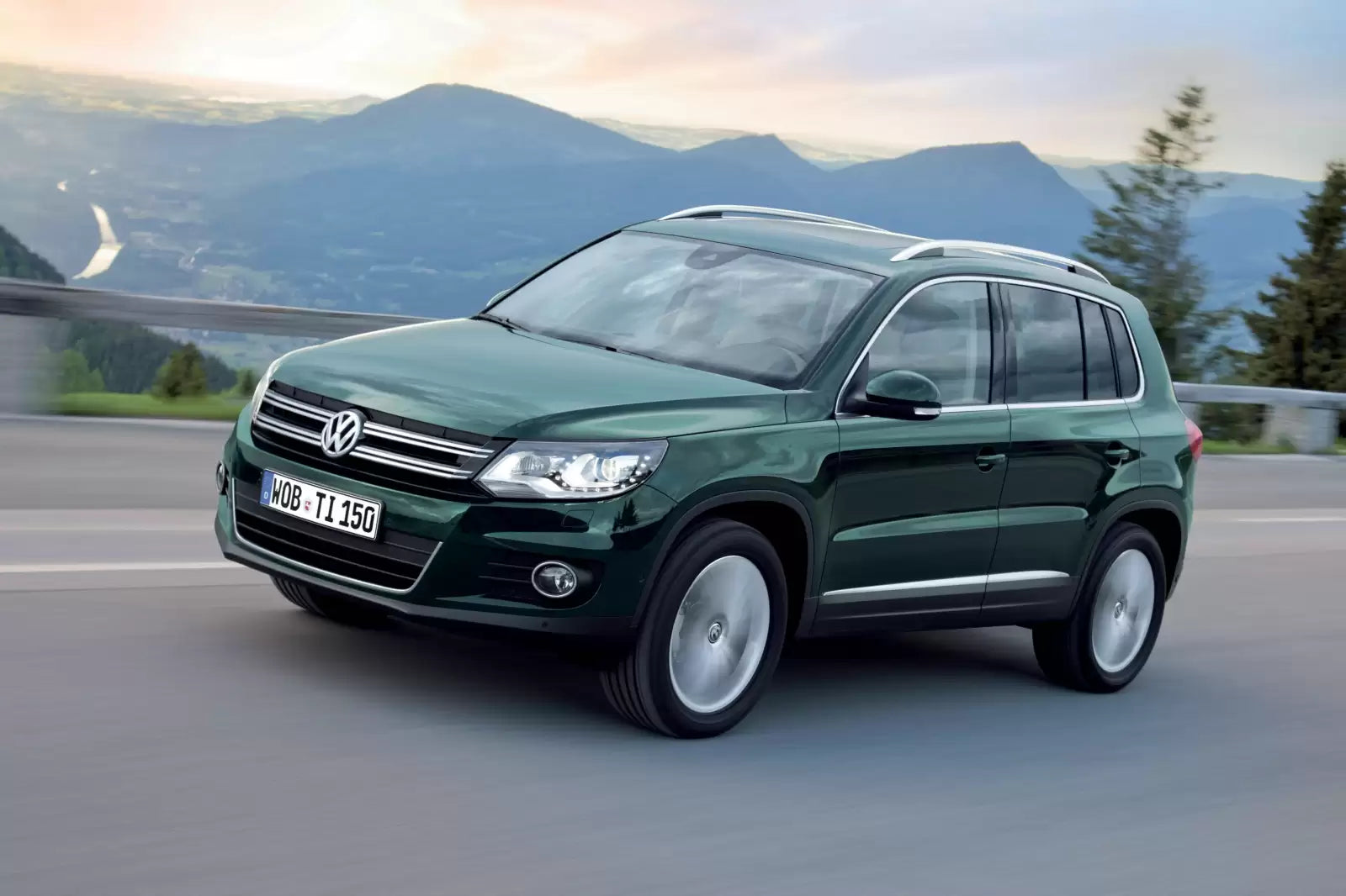 Fotografie vozu Volkswagen Tiguan Cityscape 4MOTION 2.0 TDI, 103 kW, Naftový, 4x4, Automatická převodovka výroba 05/2014 - 05/2015
