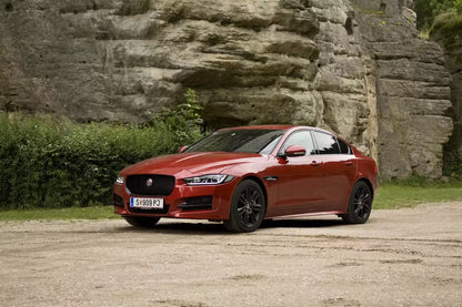 Fotografie vozu Jaguar XE Portfolio 2.0, 132 kW, Naftový výroba od 06/2015
