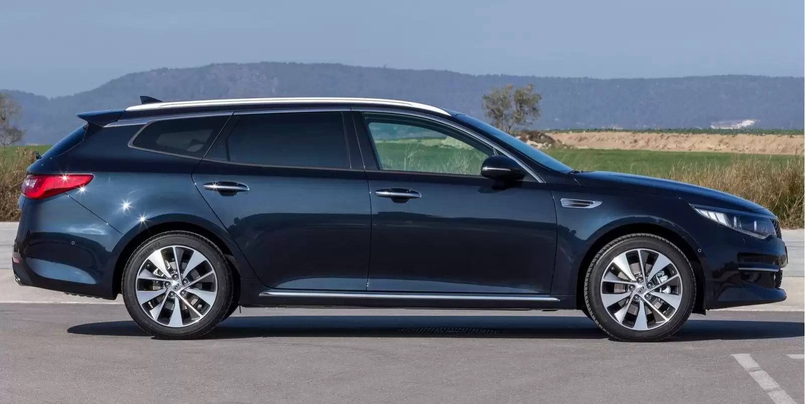 Fotografie vozu KIA Optima Sportswagon Business Line 2.0, 120 kW, Benzinový výroba od 09/2016