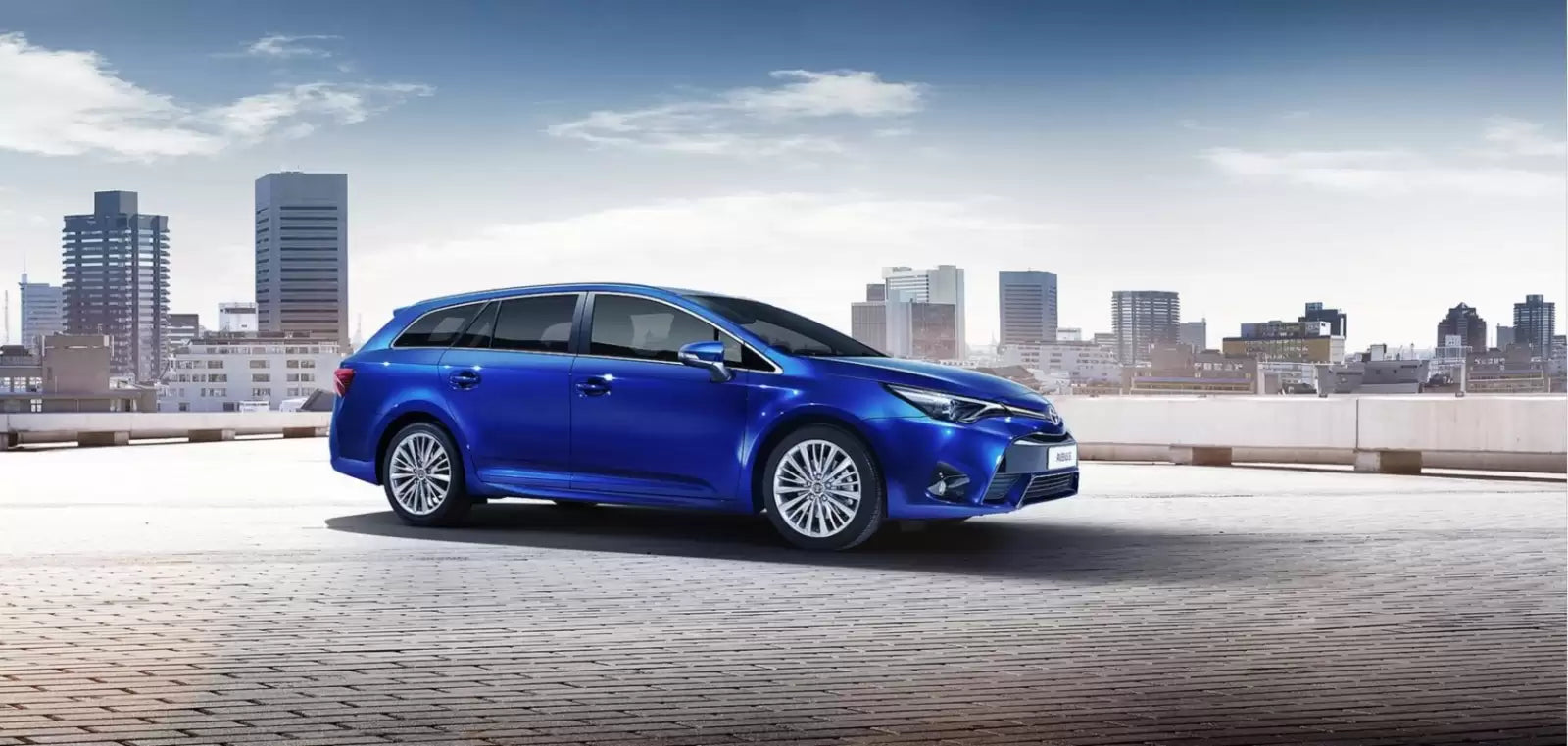 Fotografie vozu Toyota Avensis Touring Sports Active 2.0, 105 kW, Naftový výroba od 06/2015