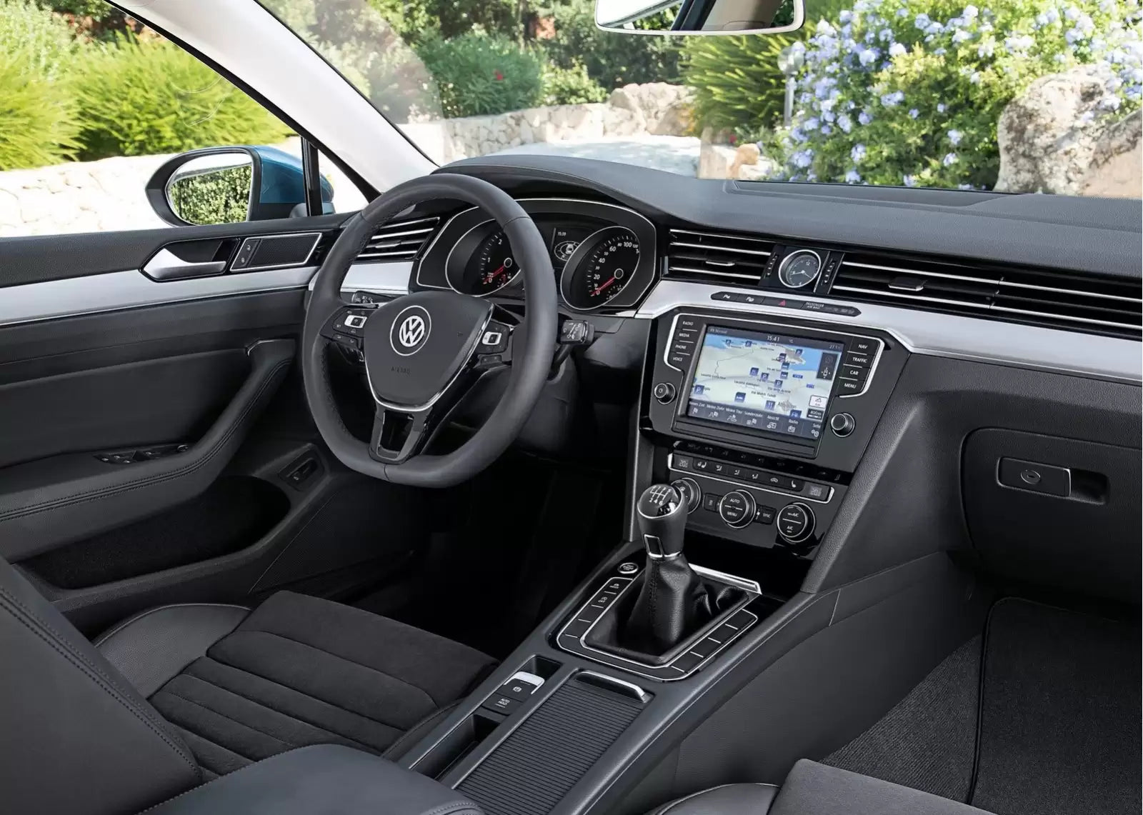 Fotografie vozu Volkswagen Passat Variant Comfortline 2.0 TDI BMT, 110 kW, Naftový výroba od 10/2014