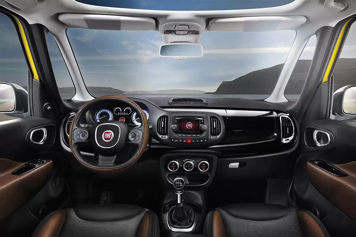 Fotografie vozu Fiat 500L Living Lounge 0.9, 77 kW, Benzinový výroba od 10/2013