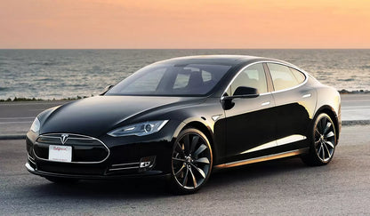 Fotografie vozu Tesla Model S Sériová 235kW, 235 kW, Elektrický, Automatická převodovka výroba 07/2015 - 04/2016