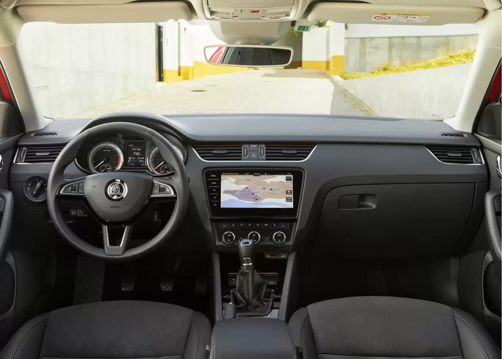 Fotografie vozu Škoda Octavia Combi Ambition 1.0 TSI, 85 kW, Benzinový, Automatická převodovka výroba od 01/2017