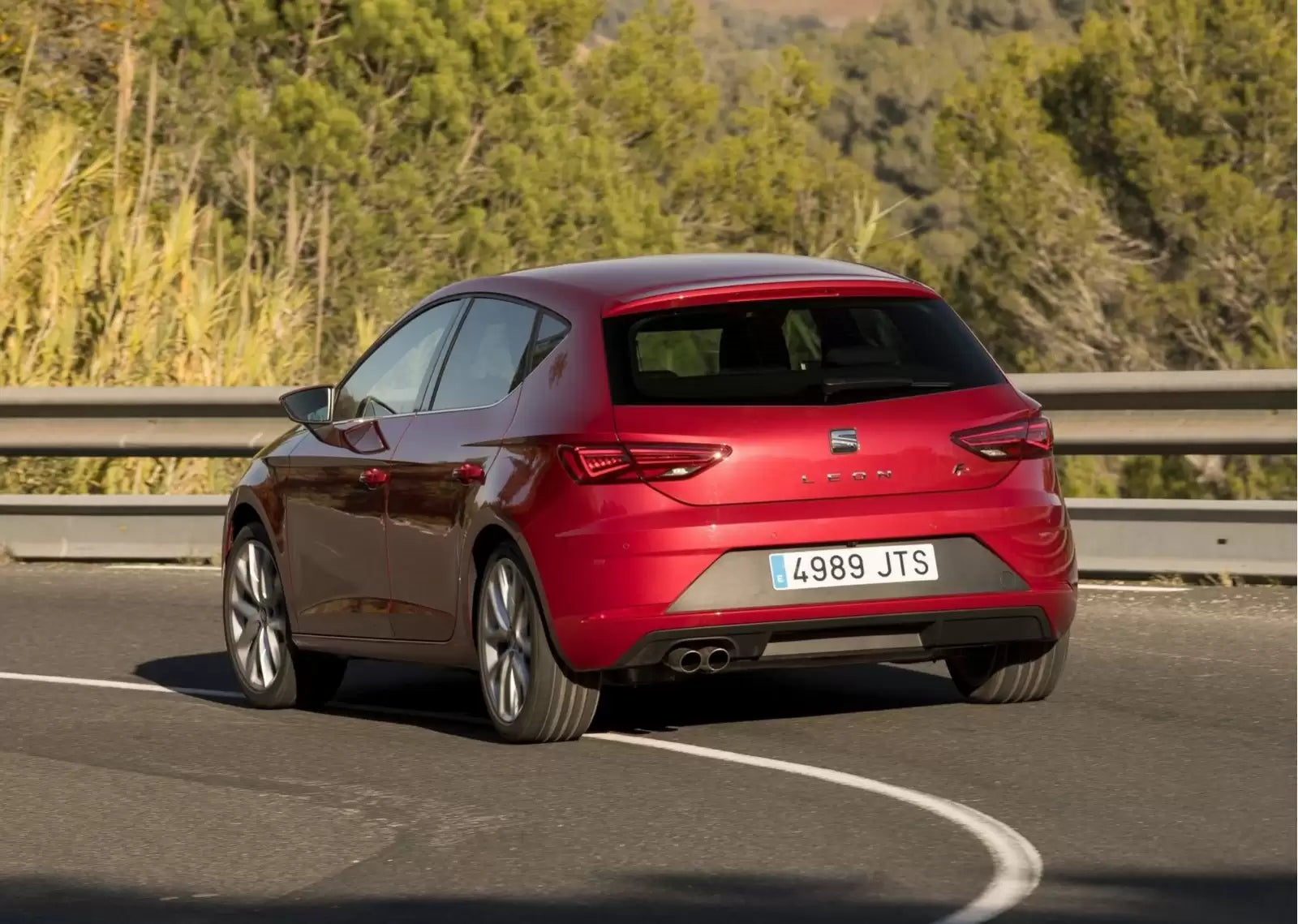 Fotografie vozu SEAT Leon Reference PLUS 1.2, 81 kW, Benzinový výroba od 11/2016