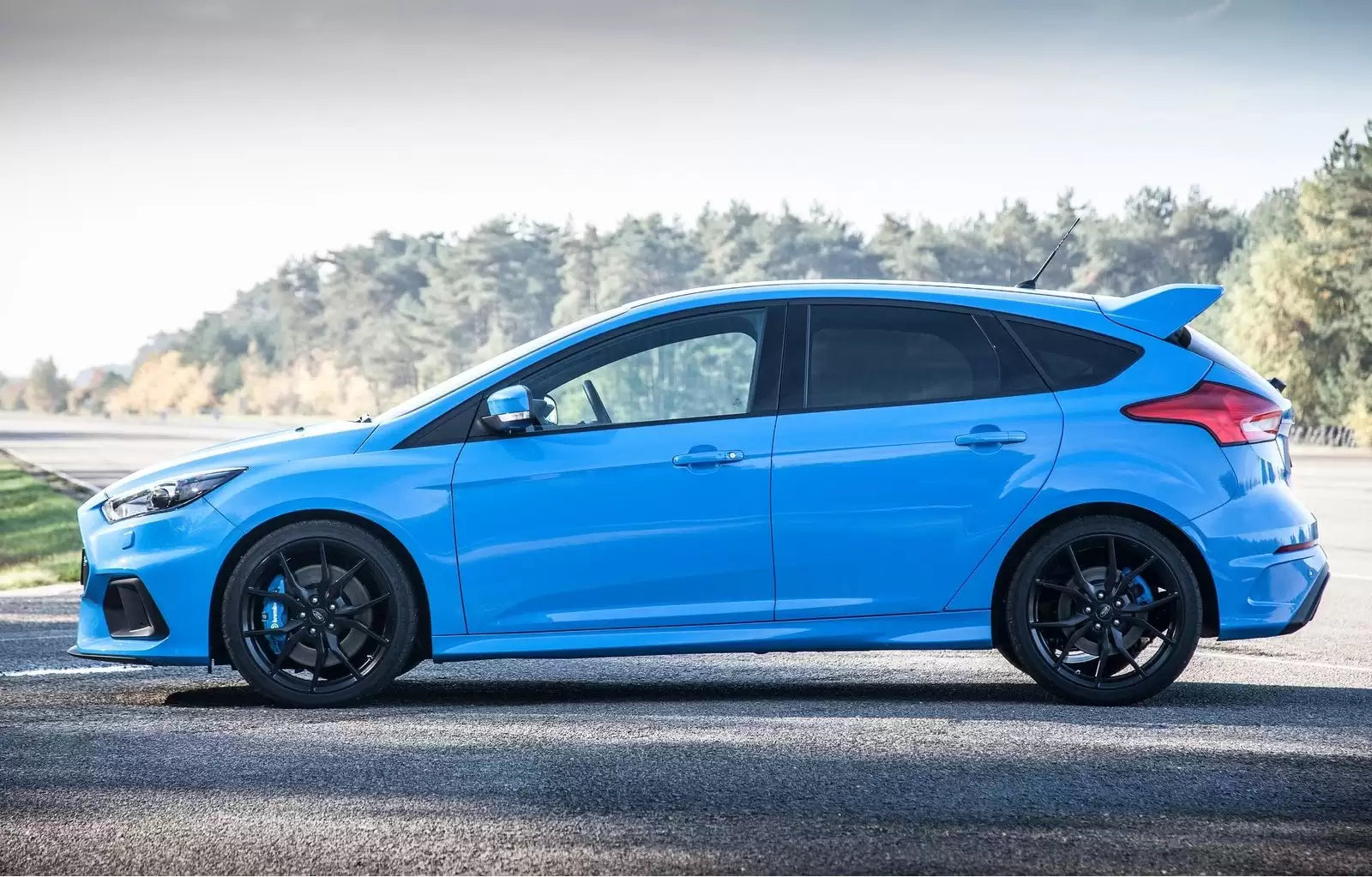 Fotografie vozu Ford Focus RS Sériová 2.3, 257 kW, Benzinový, 4x4 výroba od 03/2016