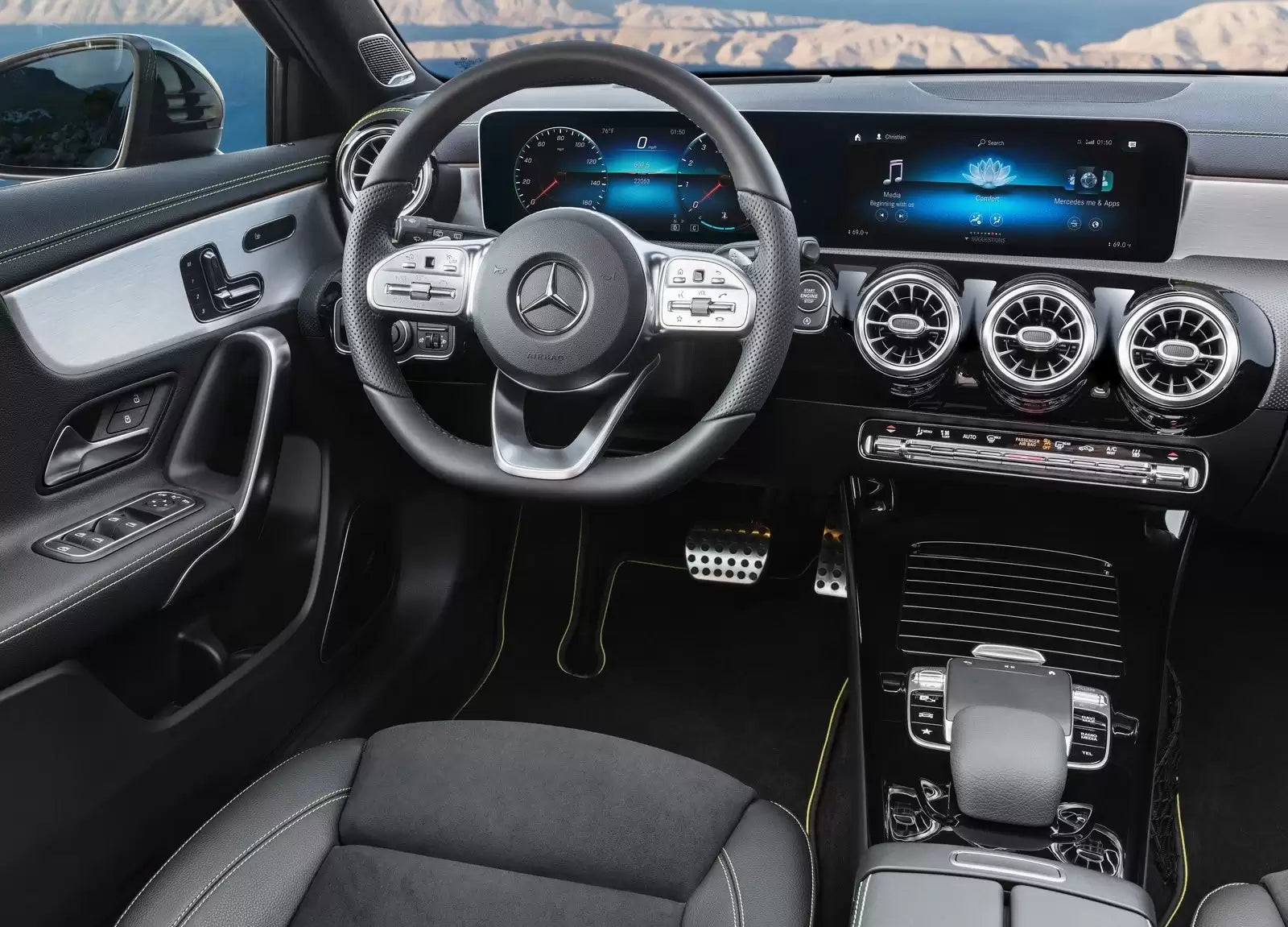 Fotografie vozu Mercedes-Benz Třída A Advantage 180, 100 kW, Benzínový, Automatická převodovka výroba od 05/2018