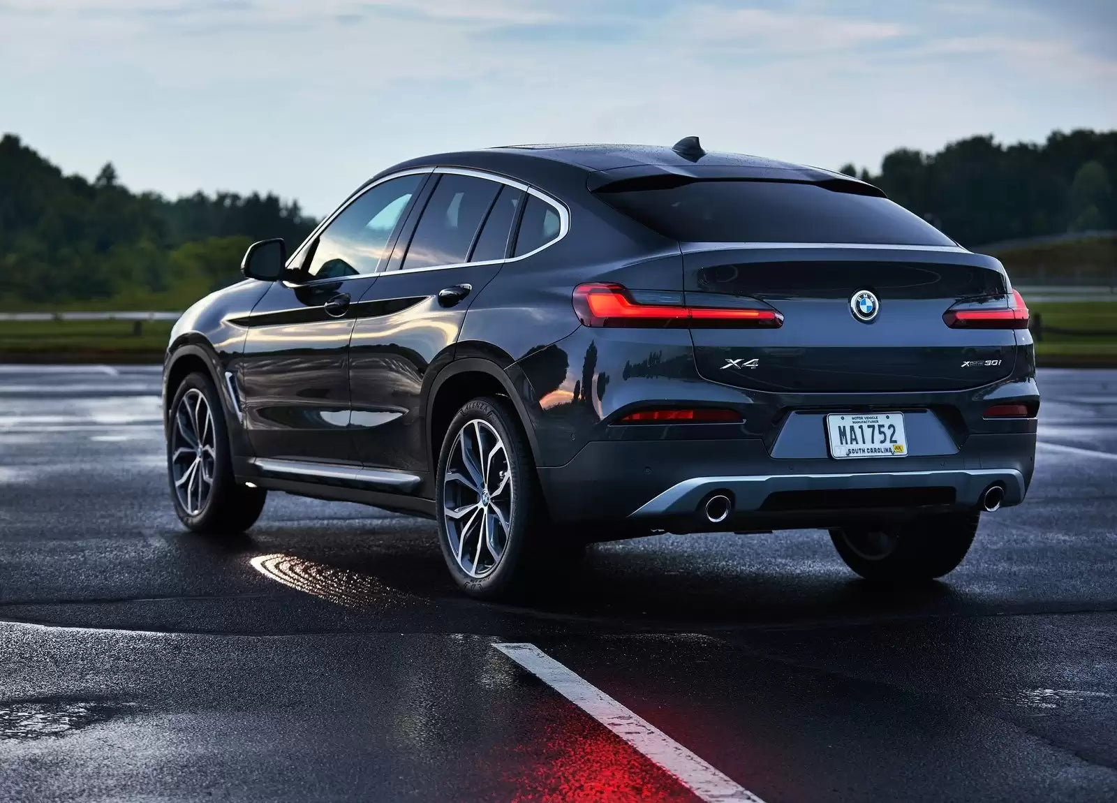 Fotografie vozu BMW X4 M Sport 2.0, 135 kW, Benzinový, 4x4, Automatická převodovka výroba od 03/2018