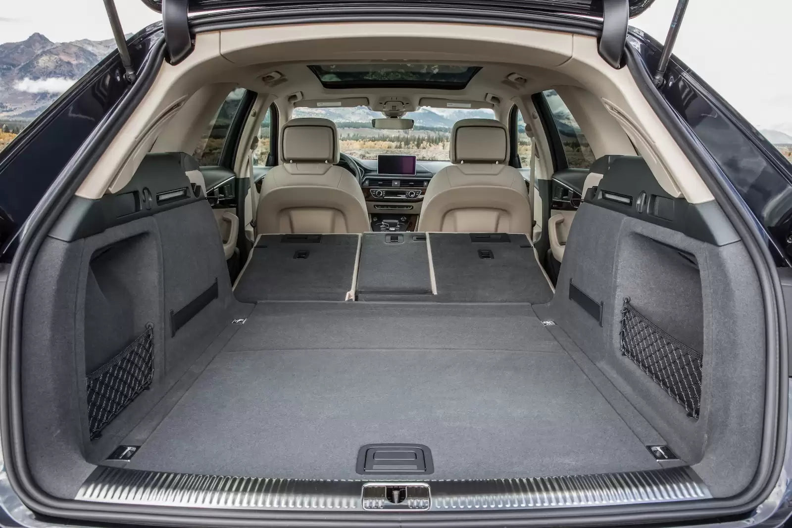 Fotografie vozu Audi A4 allroad quattro tiptronic 3.0 TDI, 200 kW, Naftový, 4x4, Automatická převodovka výroba od 03/2016