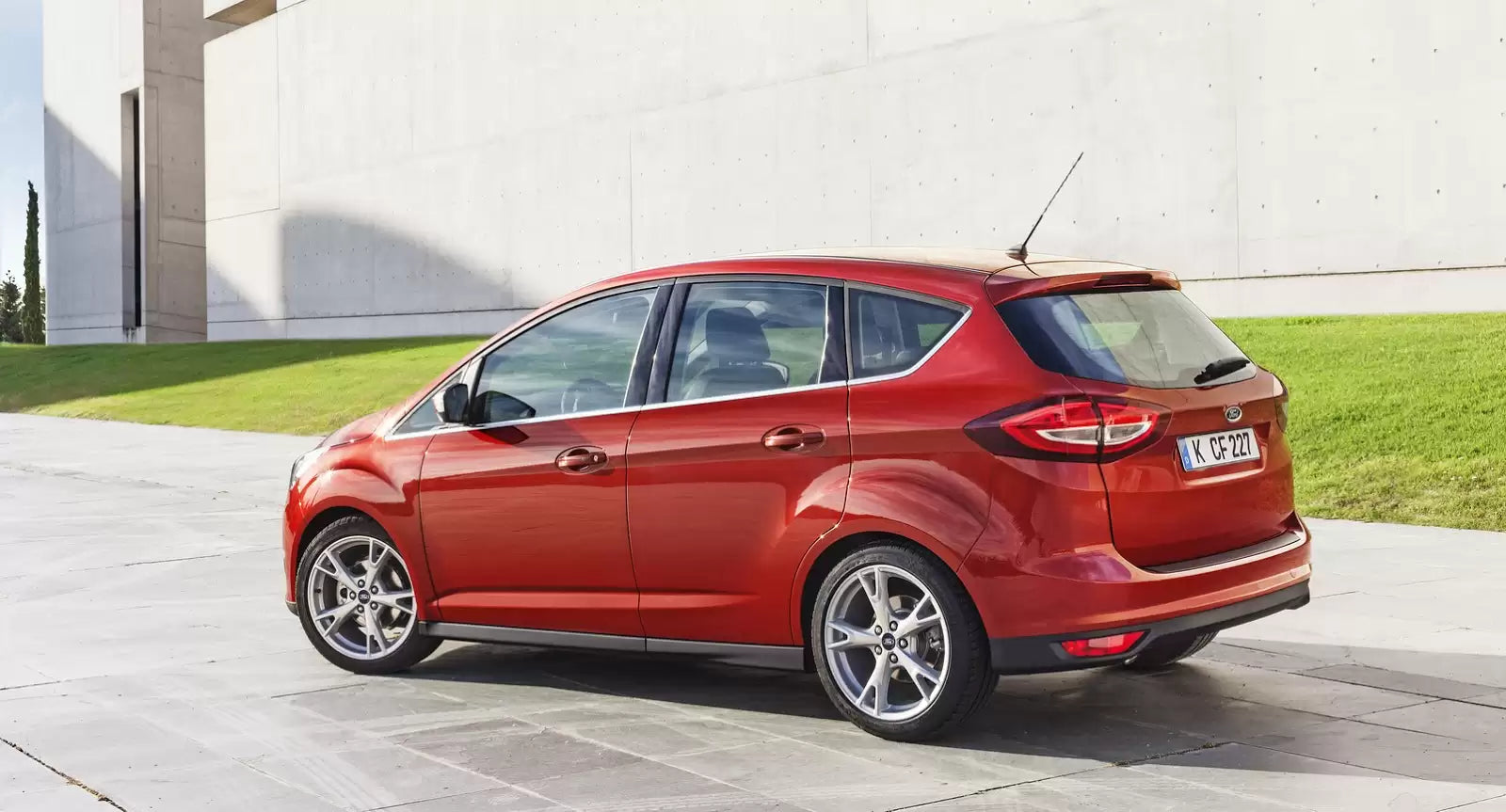 Fotografie vozu Ford C-MAX Business Edition 1.5, 110 kW, Benzinový výroba 06/2015 - 01/2017