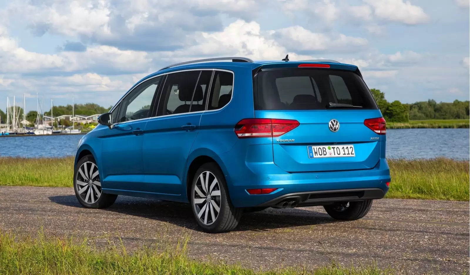 Fotografie vozu Volkswagen Touran Comfortline 1.4 BMT, 110 kW, Benzinový výroba od 09/2015