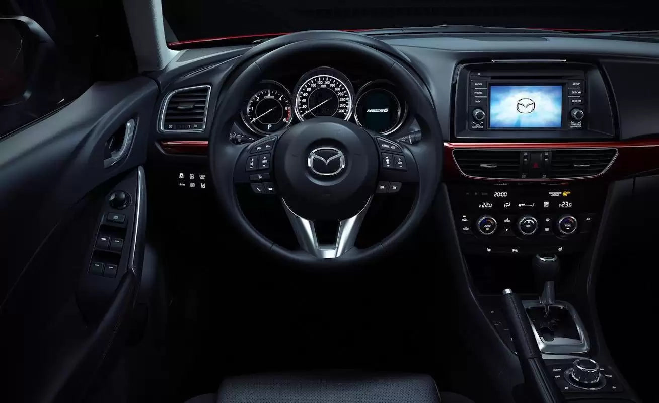 Fotografie vozu Mazda 6 Kombi Exclusive-Line 2.2, 110 kW, Naftový výroba od 02/2015