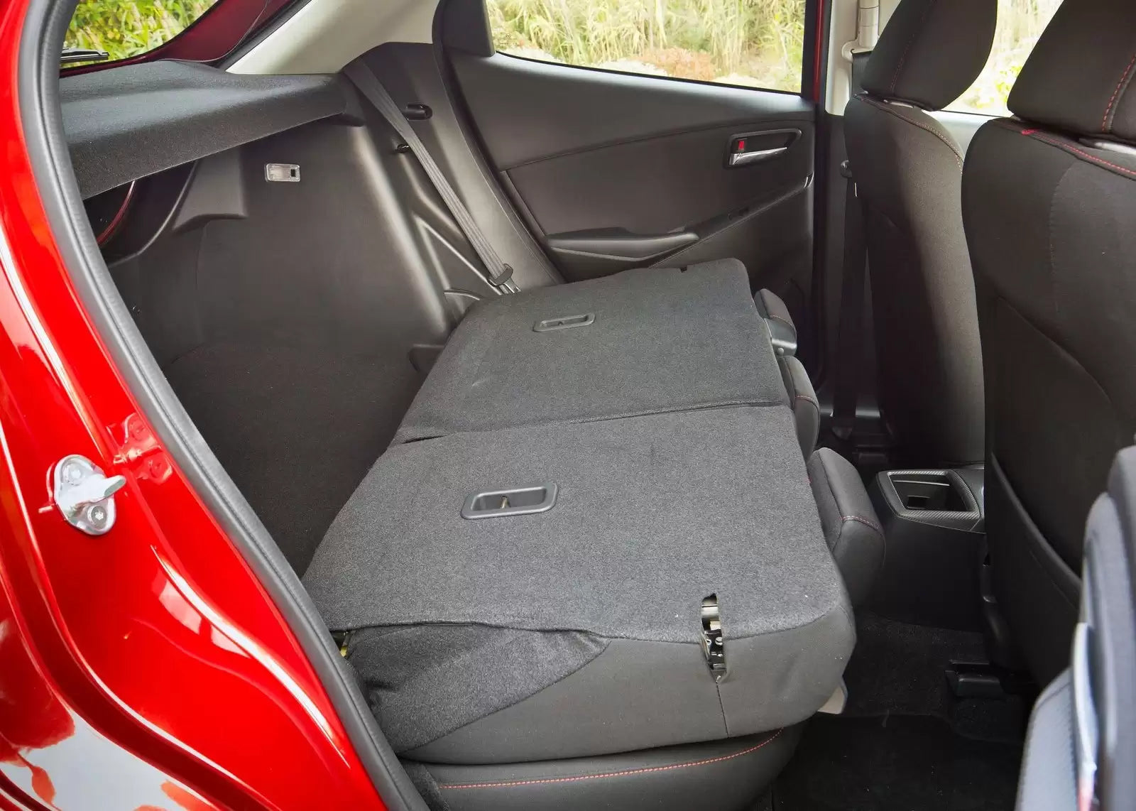 Fotografie vozu Mazda 2 Center-Line 1.5, 77 kW, Naftový výroba od 06/2015