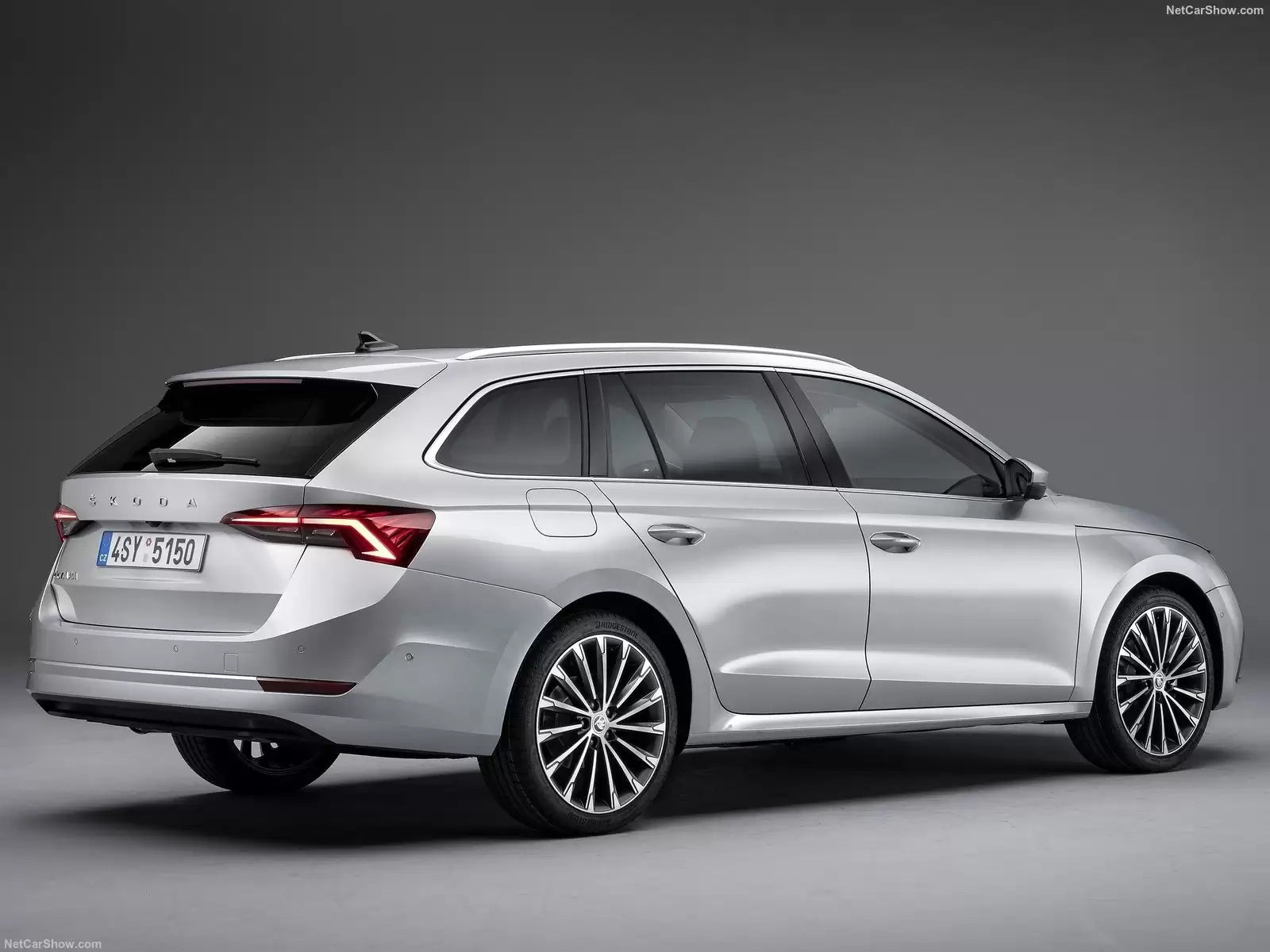 Fotografie vozu Škoda Octavia Combi 125 LET 1.0 TSI, 81 kW, Benzinový výroba od 04/2020