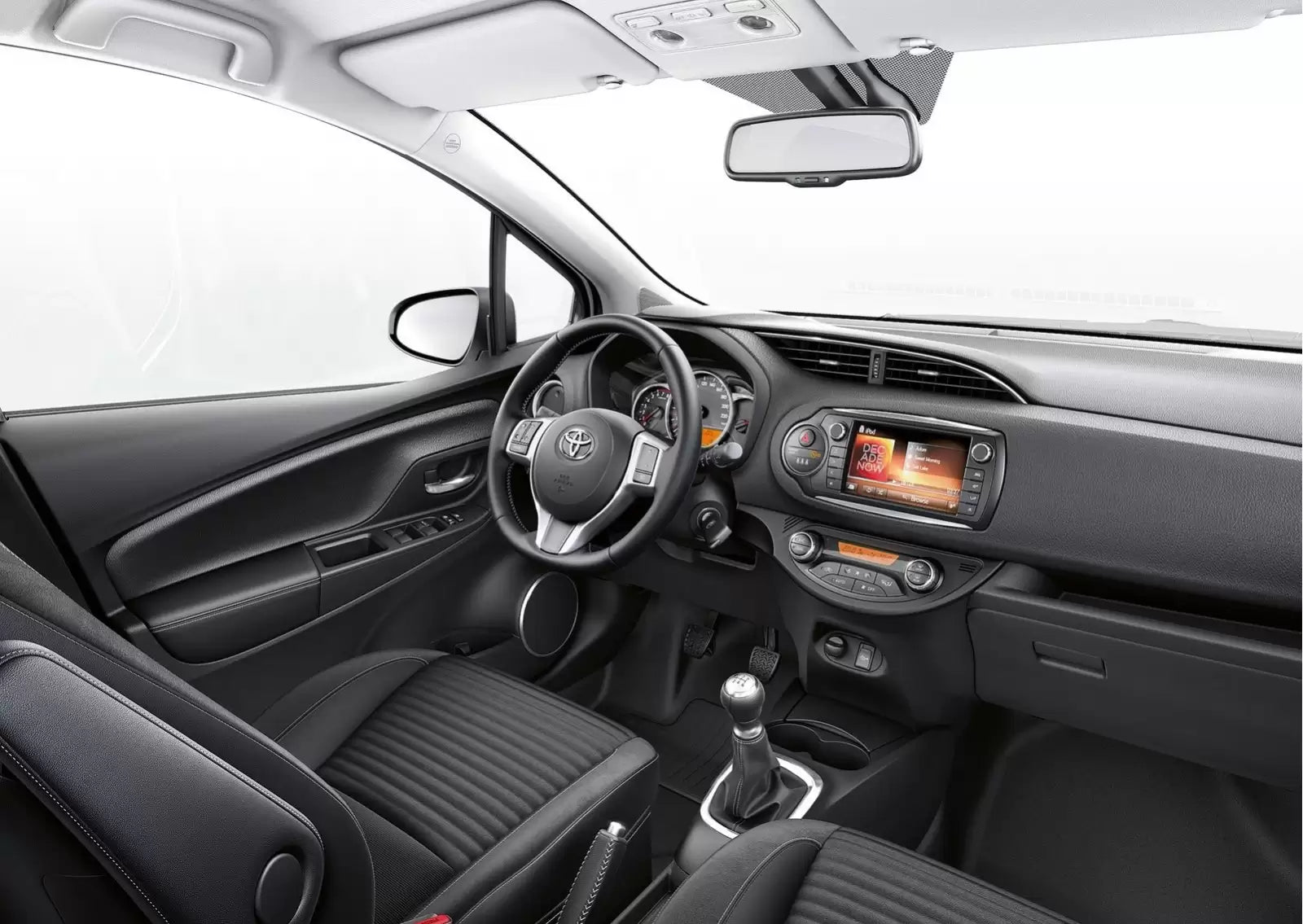 Fotografie vozu Toyota Yaris Club 1.33, 73 kW, Benzinový výroba 09/2014 - 07/2015