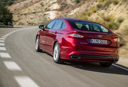 Fotografie vozu Ford Mondeo Business 2.0 TDCi, 132 kW, Naftový, 4x4, Automatická převodovka výroba od 11/2015