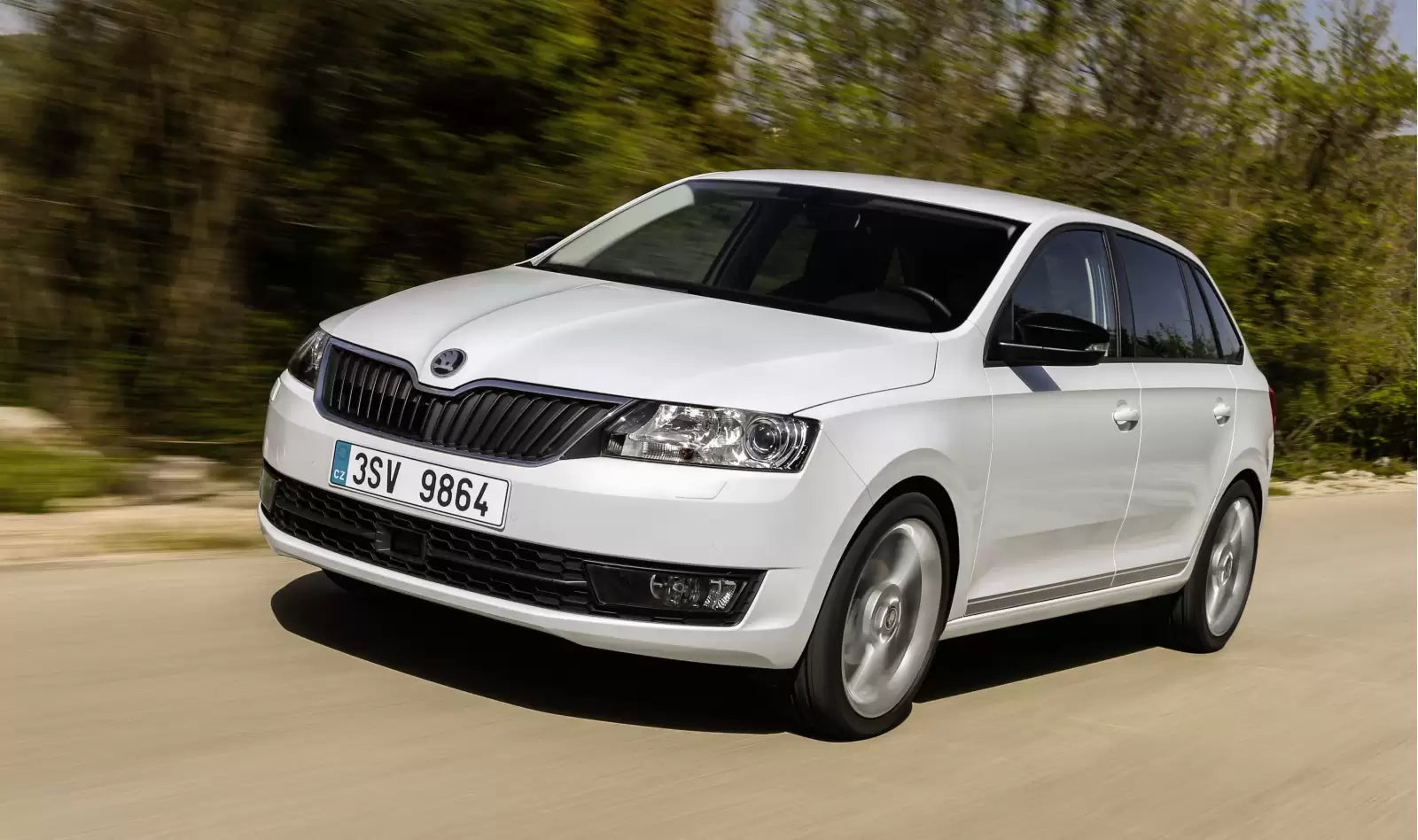 Fotografie vozu Škoda Rapid Spaceback Style 1.0 TSI, 81 kW, Benzinový, Automatická převodovka výroba od 07/2018