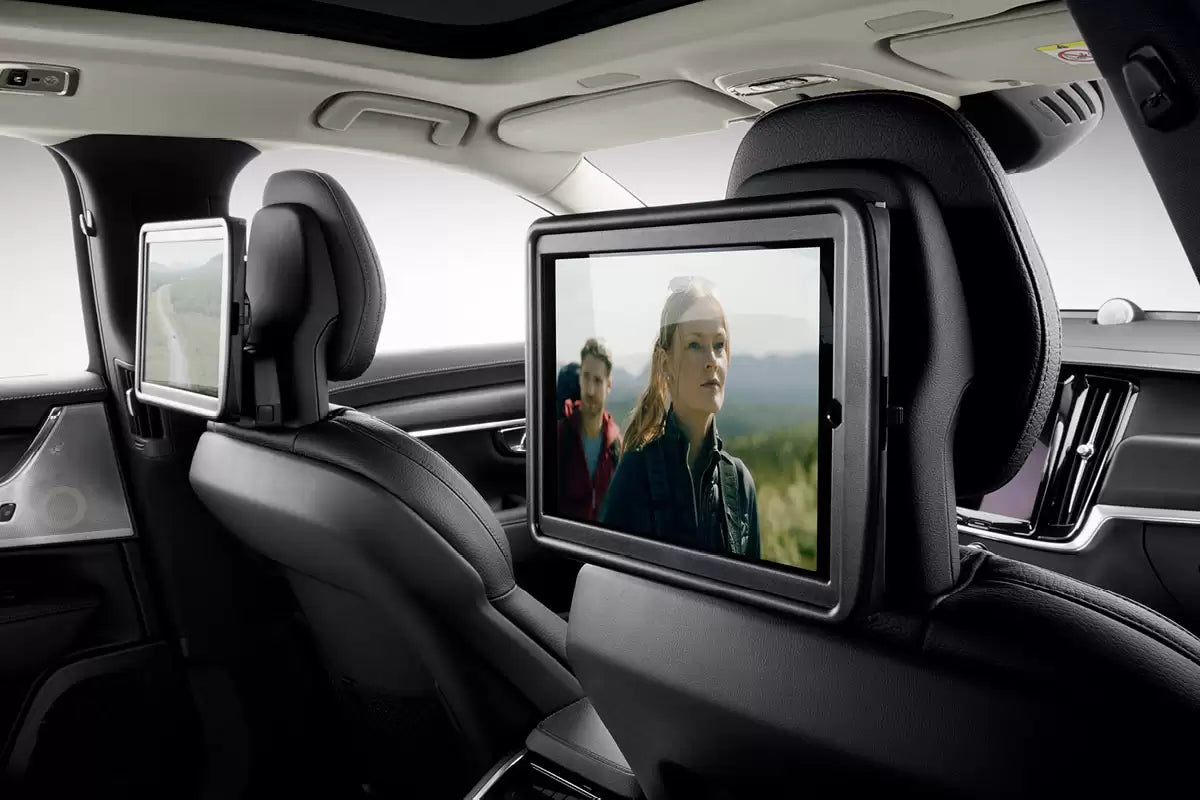 Fotografie vozu Volvo V90 Cross Country Pro 2.0, 187 kW, Benzinový, 4x4, Automatická převodovka výroba od 11/2016