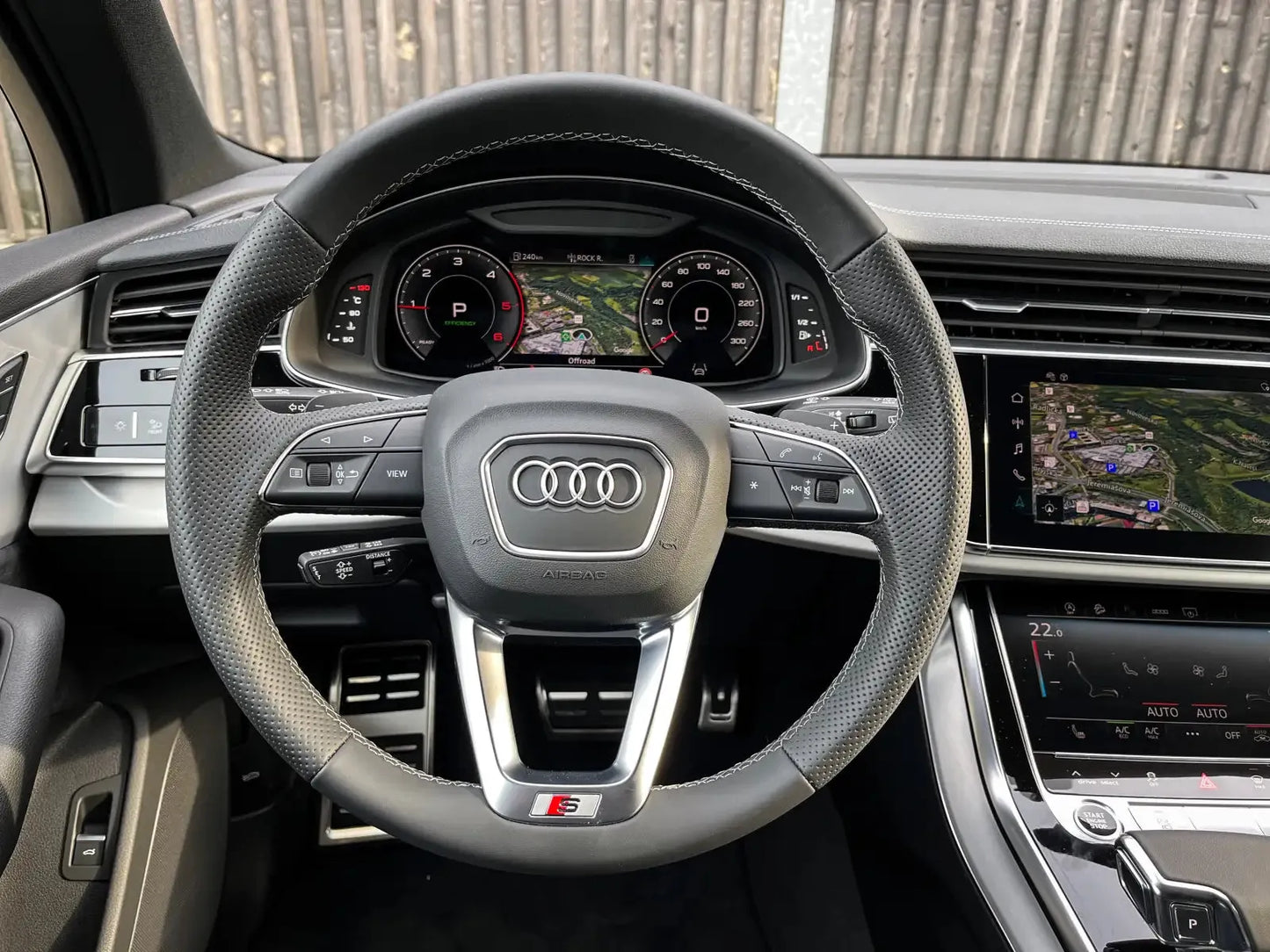 Fotografie automobilu Audi Q7 S line na operativní leasing | Driveto.cz