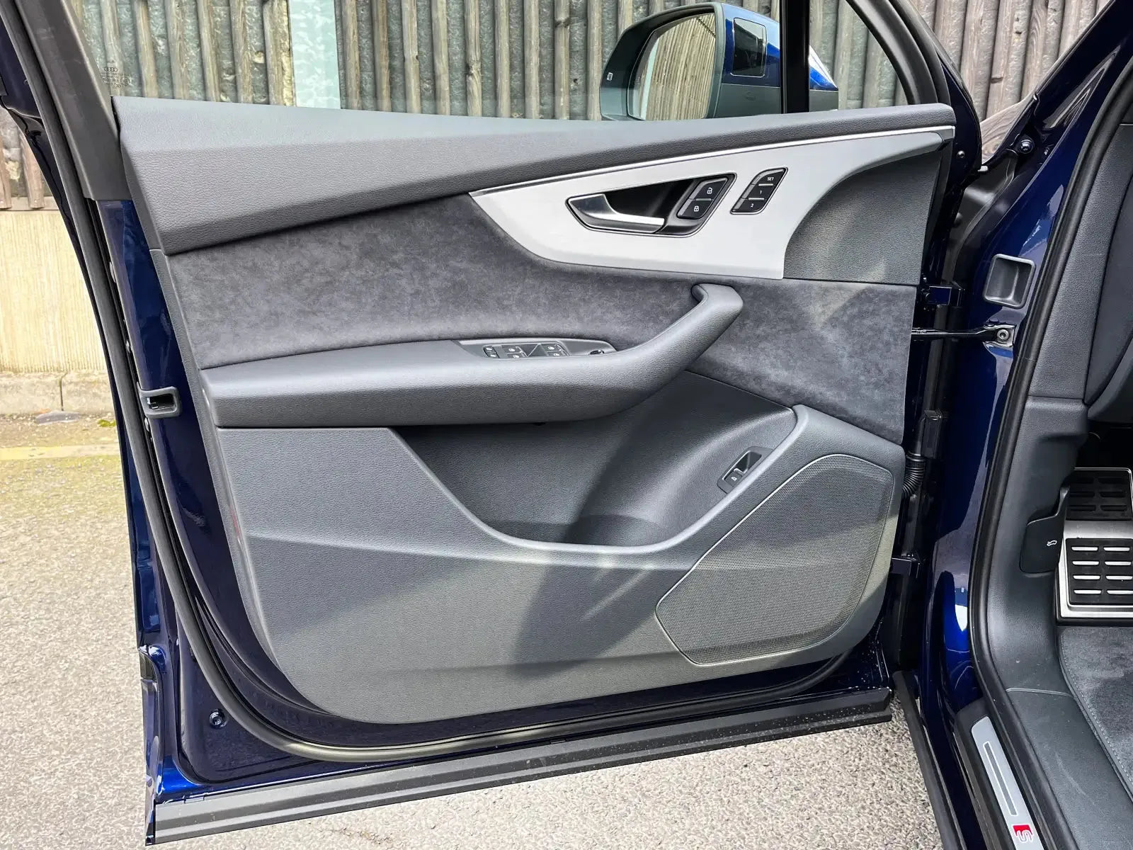 Fotografie automobilu Audi Q7 S line na operativní leasing | Driveto.cz