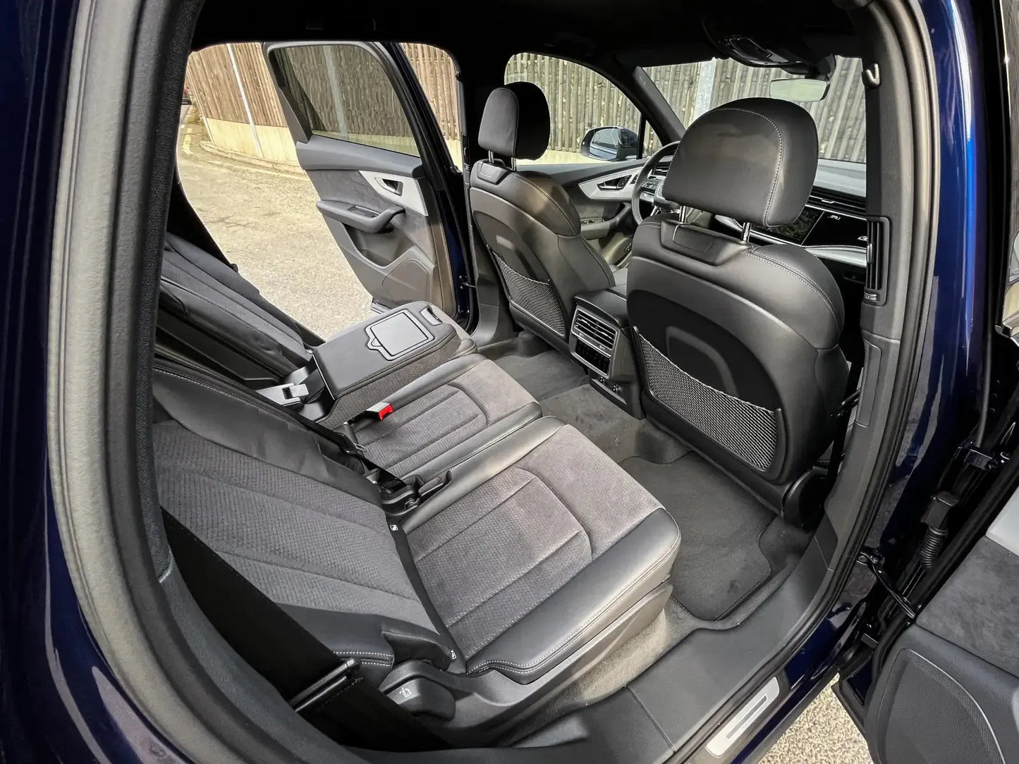 Fotografie automobilu Audi Q7 S line na operativní leasing | Driveto.cz