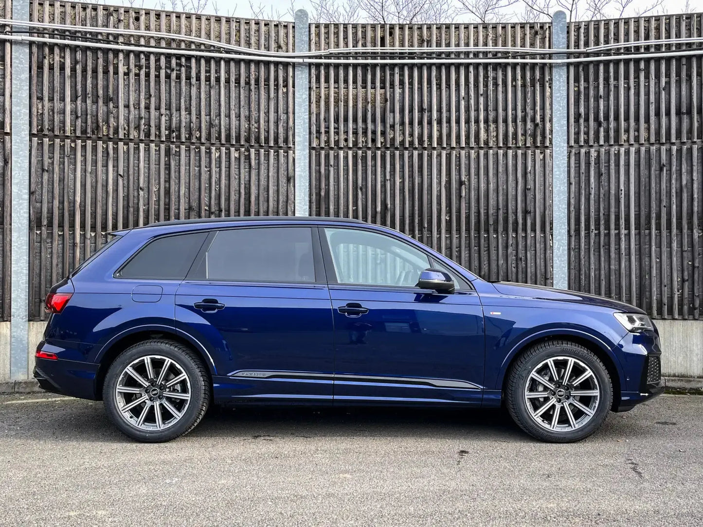 Fotografie automobilu Audi Q7 S line na operativní leasing | Driveto.cz