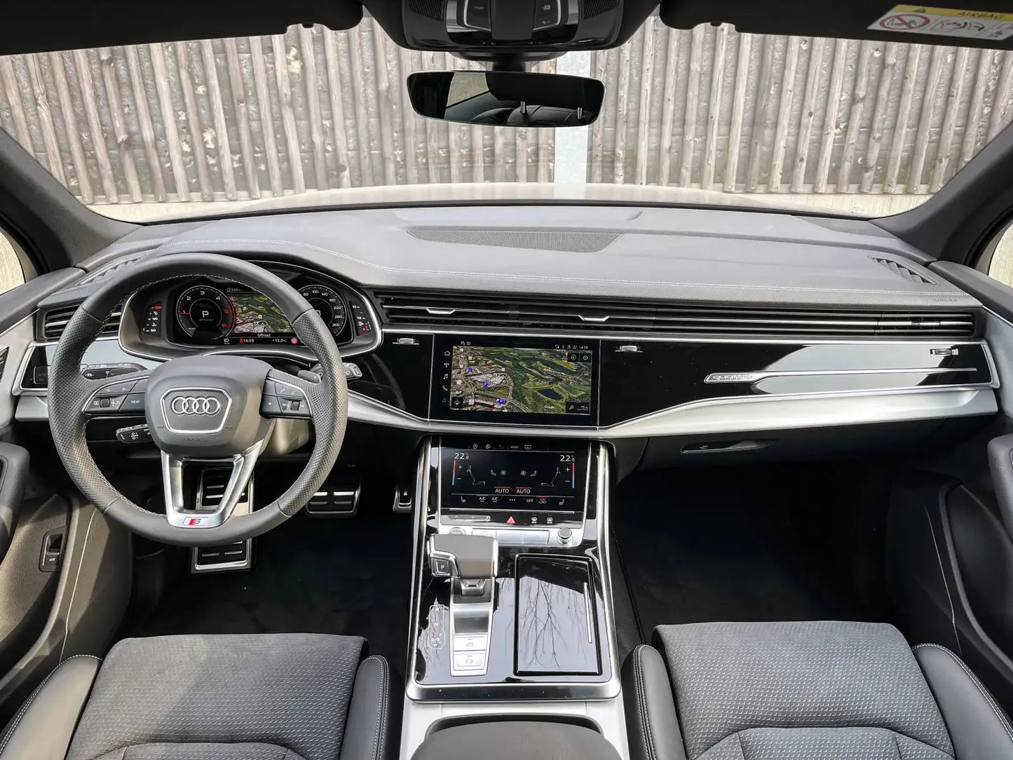 Fotografie automobilu Audi Q7 S line na operativní leasing | Driveto.cz