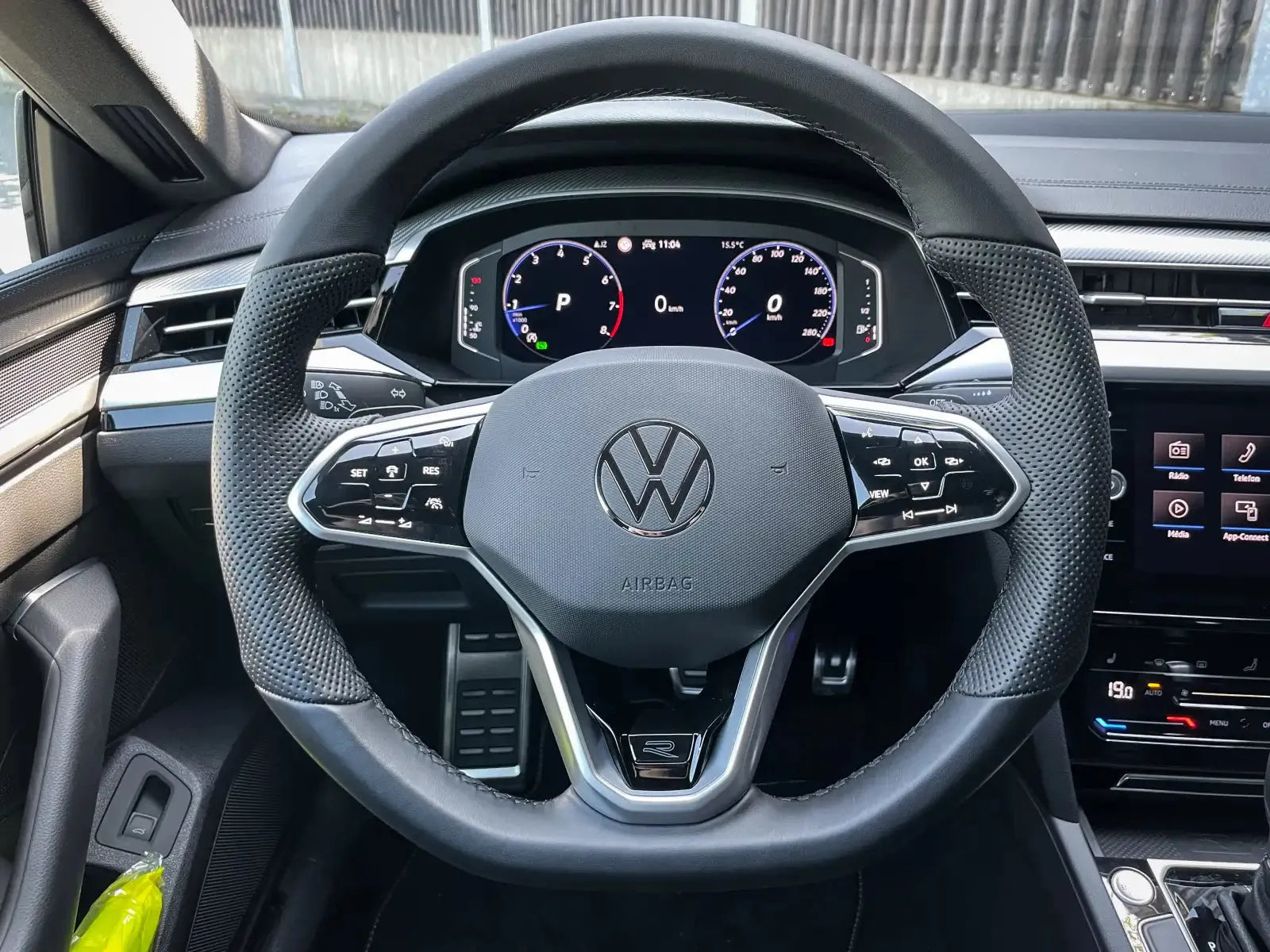 Fotografie automobilu Volkswagen Arteon R-line na operativní leasing | Driveto.cz