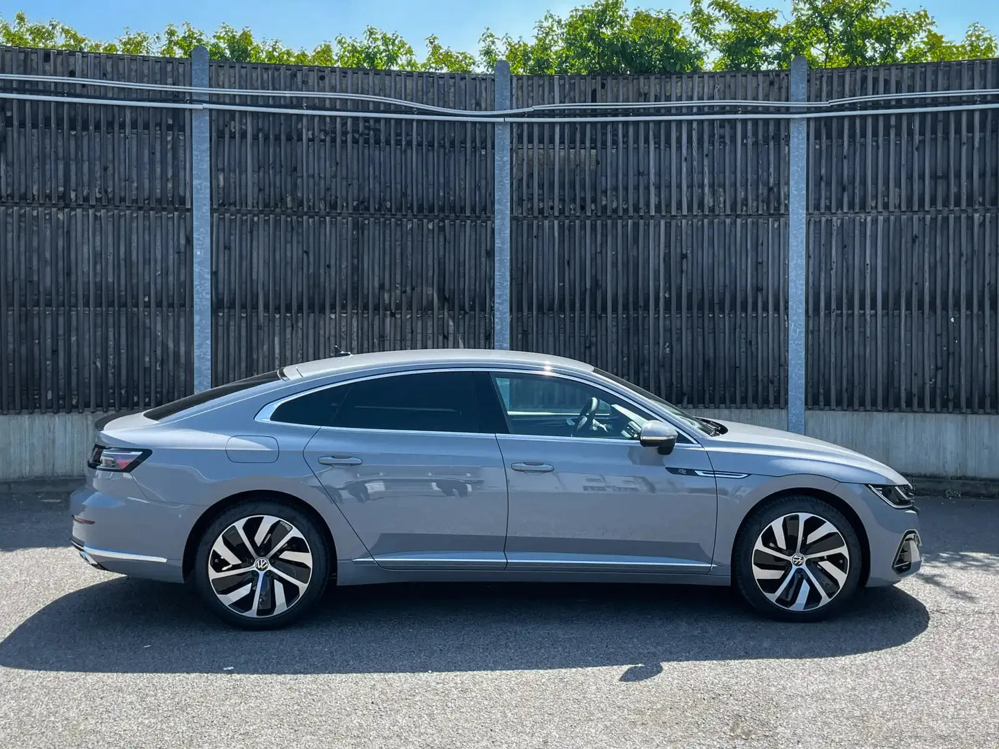 Fotografie automobilu Volkswagen Arteon R-line na operativní leasing | Driveto.cz