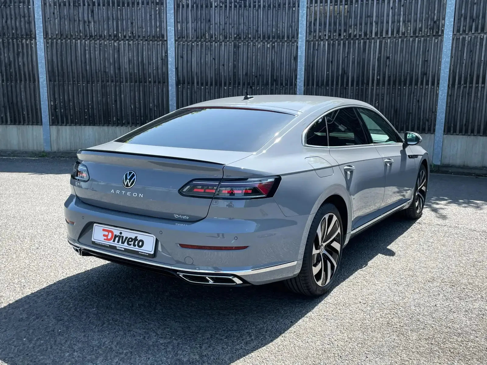 Fotografie automobilu Volkswagen Arteon R-line na operativní leasing | Driveto.cz