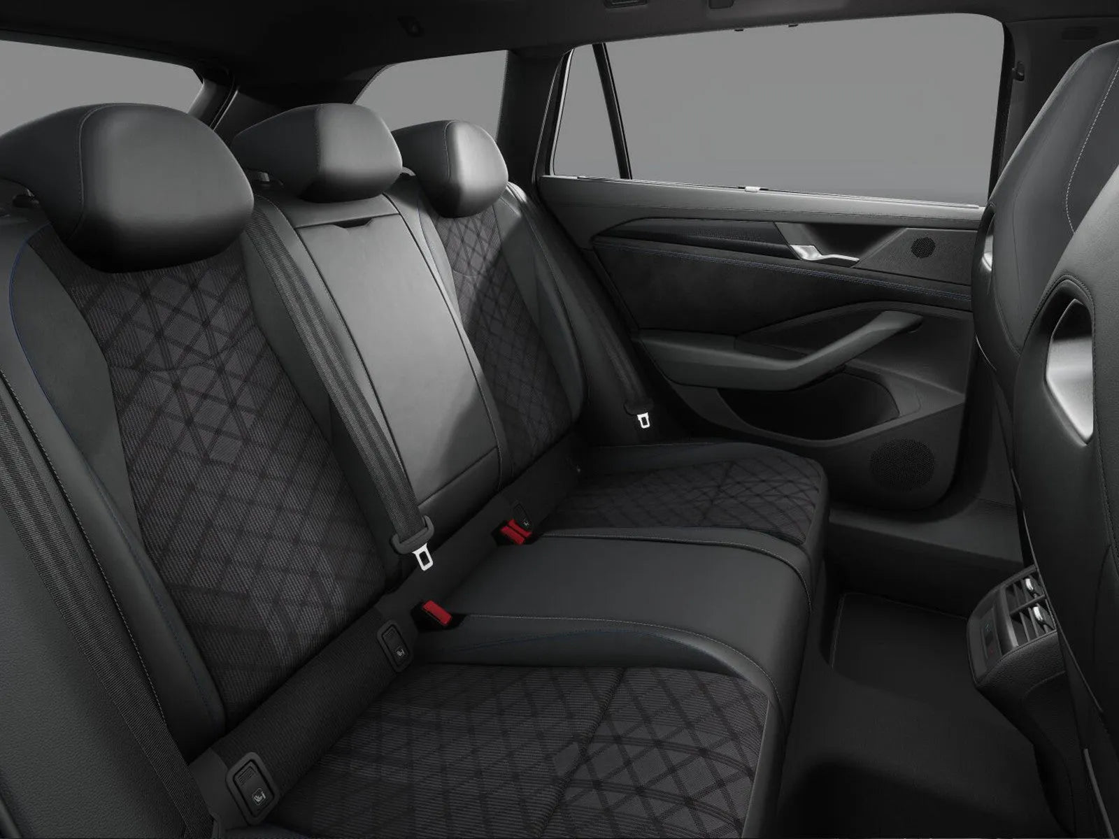 Fotografie automobilu Volkswagen Passat R-Line People na operativní leasing | Driveto.cz