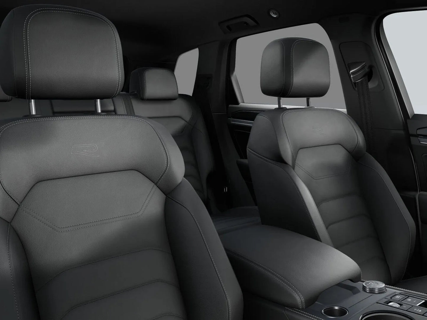 Fotografie automobilu Volkswagen Touareg R-Line na operativní leasing | Driveto.cz