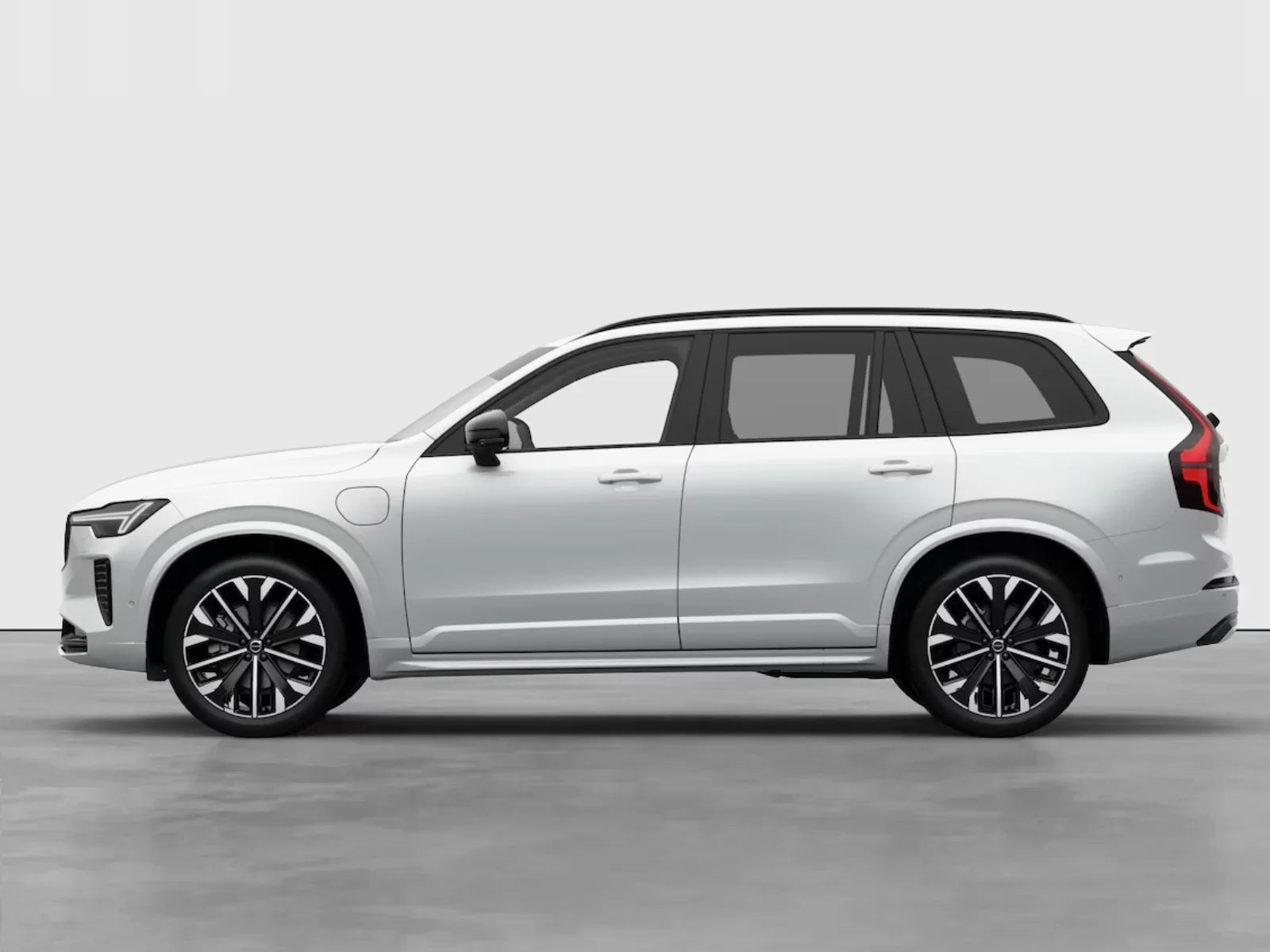 Fotografie automobilu Volvo XC90 Plus Dark na operativní leasing | Driveto.cz