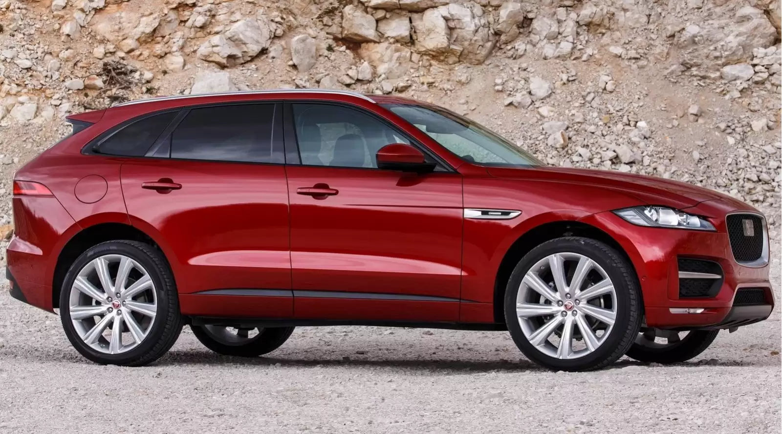 Fotografie vozu Jaguar F-Pace Portfolio 2.0, 132 kW, Naftový výroba od 01/2016