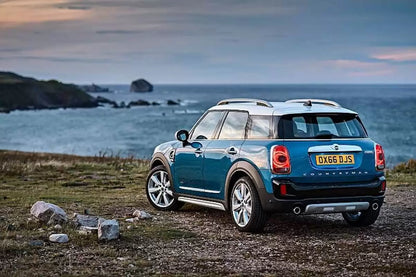 Fotografie vozu MINI Countryman ALL4 Steptronic 1.5, 165 kW, Hybridní, 4x4, Automatická převodovka výroba od 07/2017